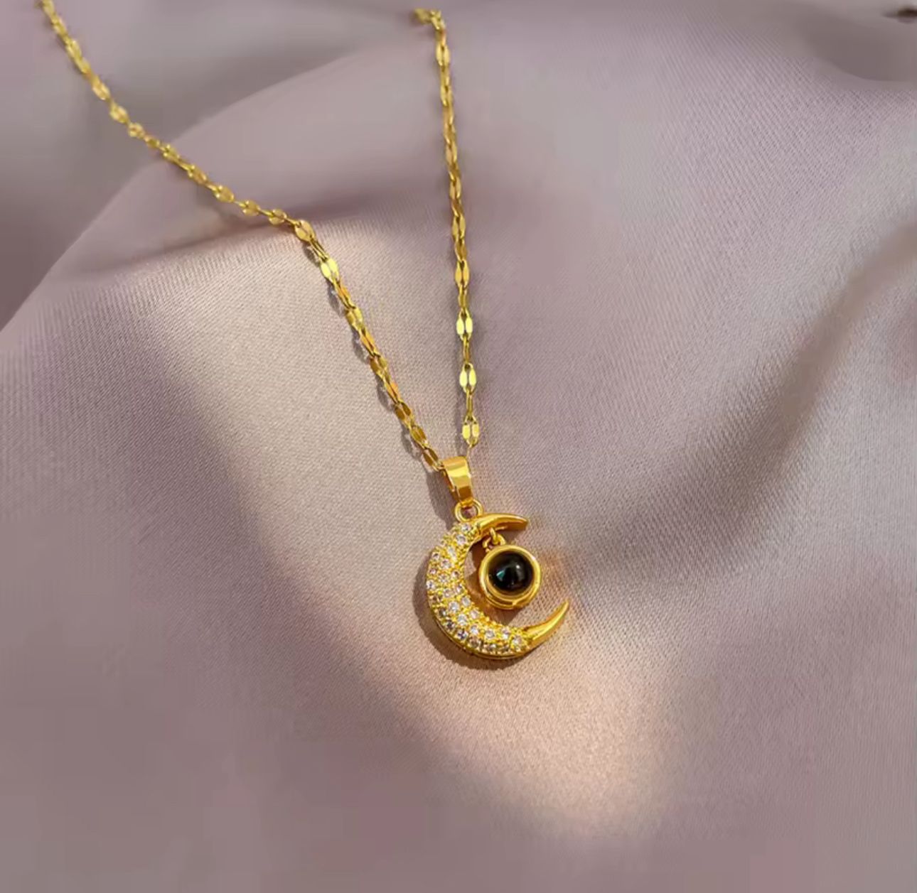 Collar Proyector Luna
