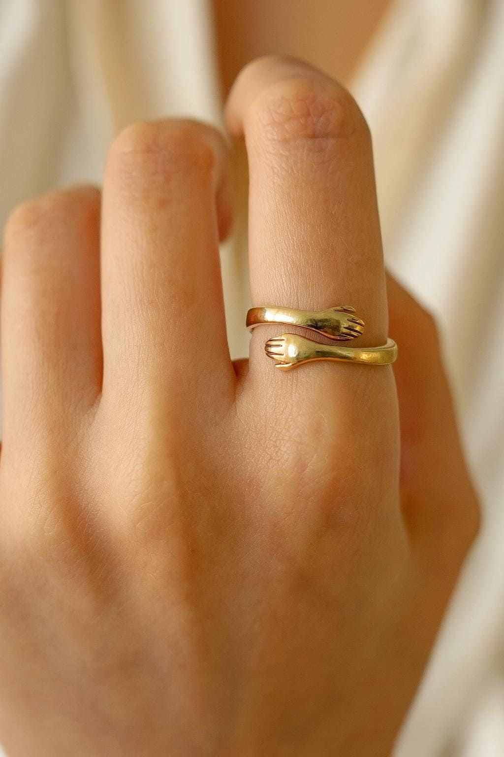 Anillo abrazo eterno