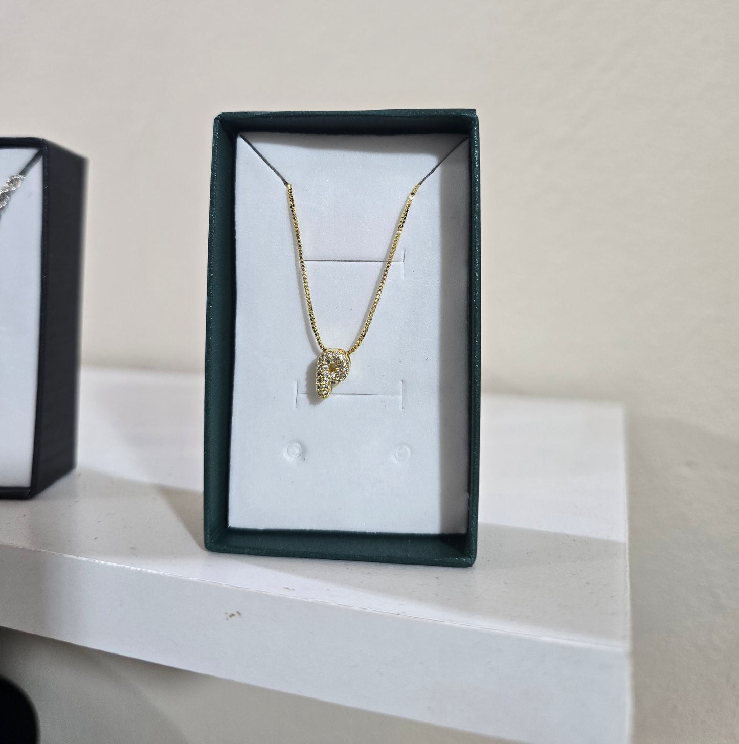 Collar de iniciales